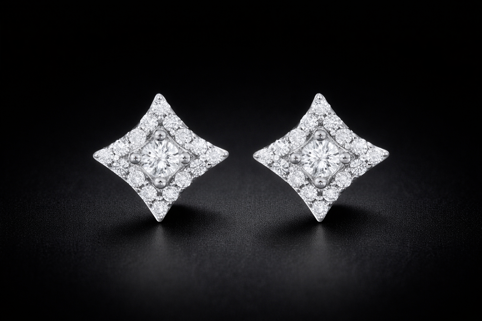 Boucles d’Oreilles Diamond Stud